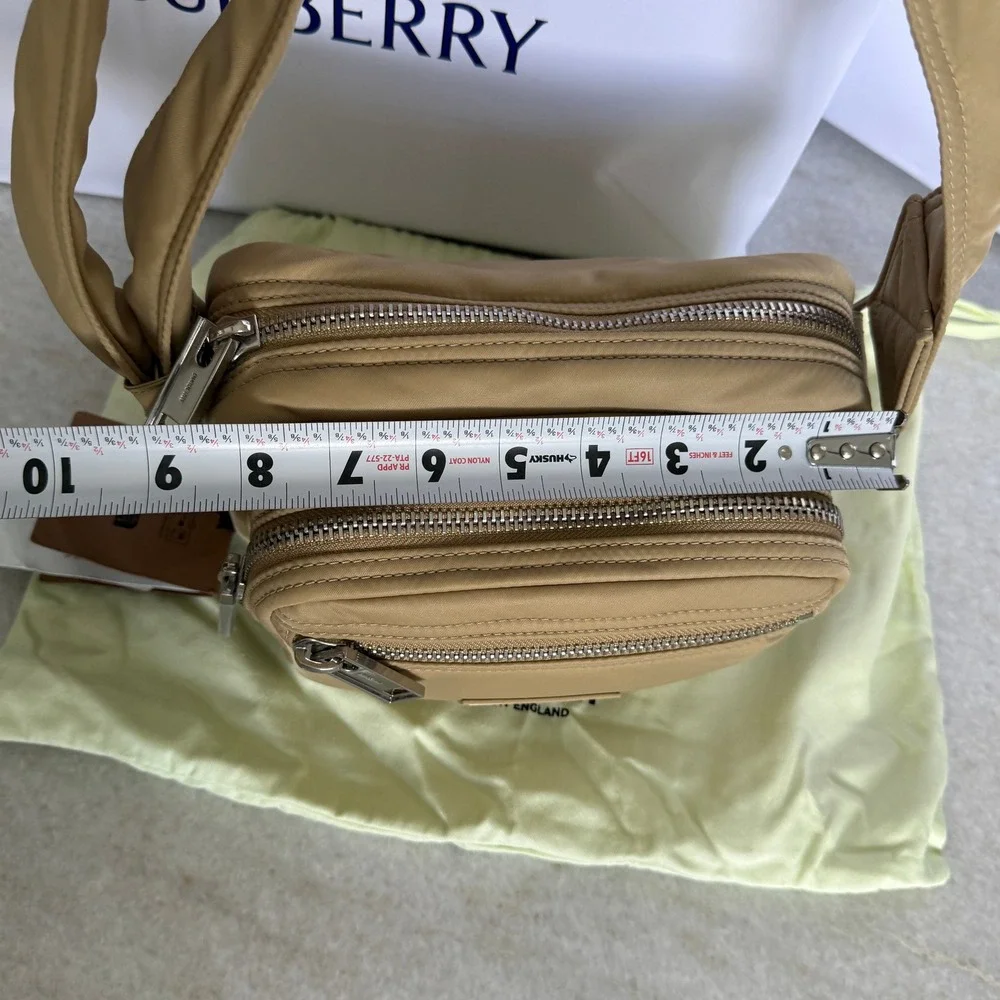 Burberry Warner Nylon Crossbody Bag‎ Gold Honey 81044931 Camera Bag New